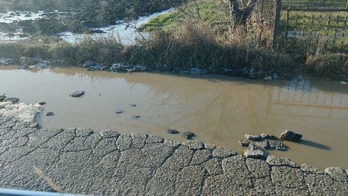 Rešiti porblem rupa na ulicama